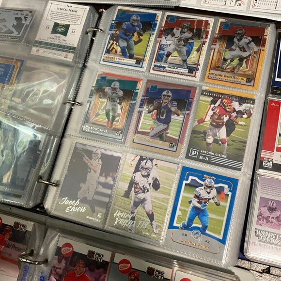 HUGE ROOKIE TRADING CARD LOT - Hundreds of Modern Rookie Cards - Many Sports - Picture 13 of 16